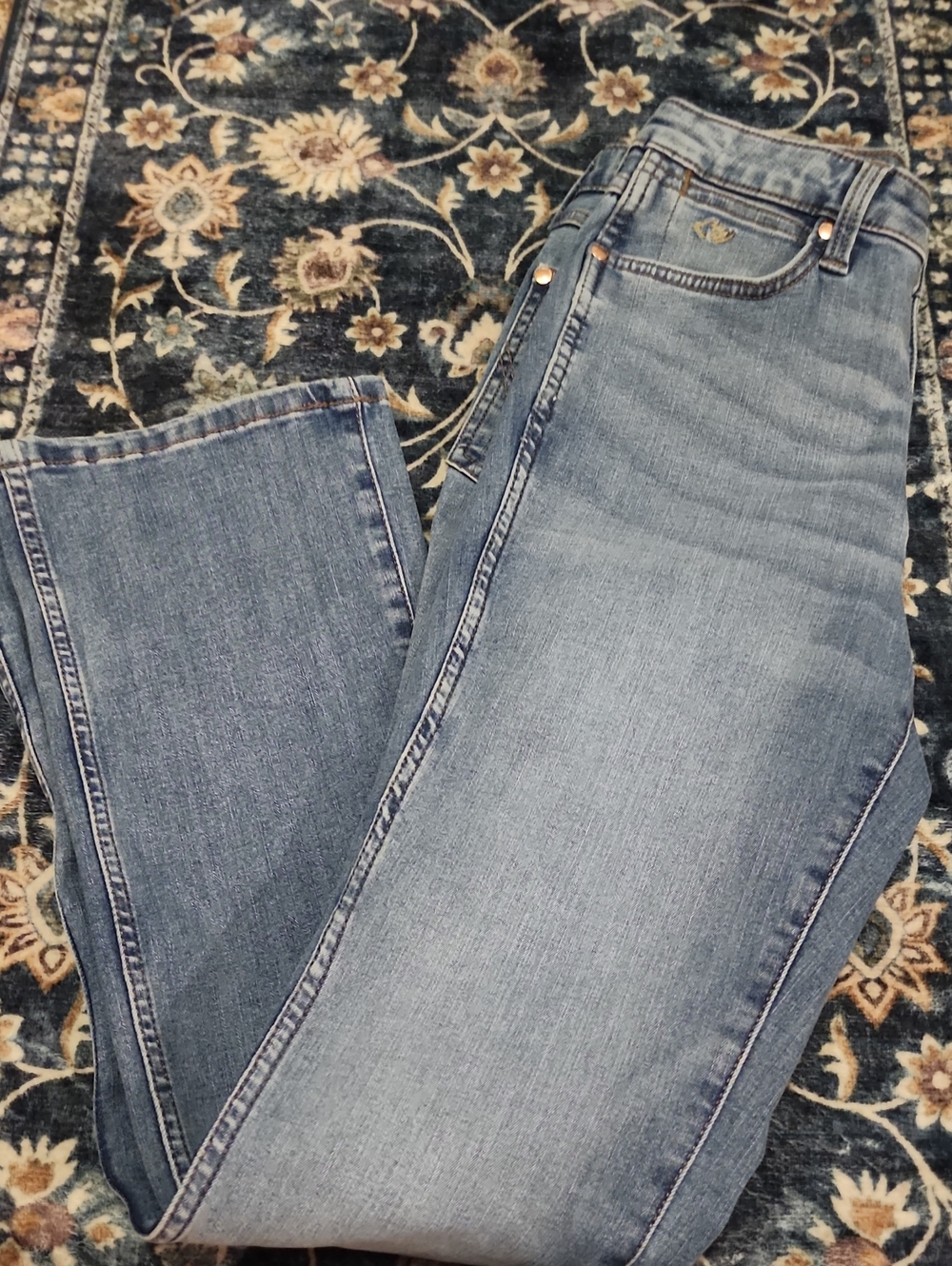 Wrangler x Lainey Wilson Jeans
